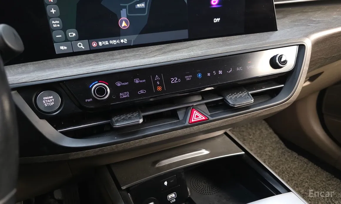 Фото 17 - Kia K8