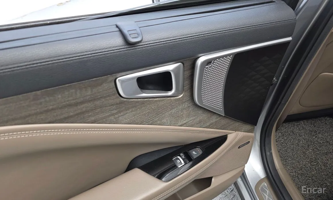 Фото 19 - Kia K8