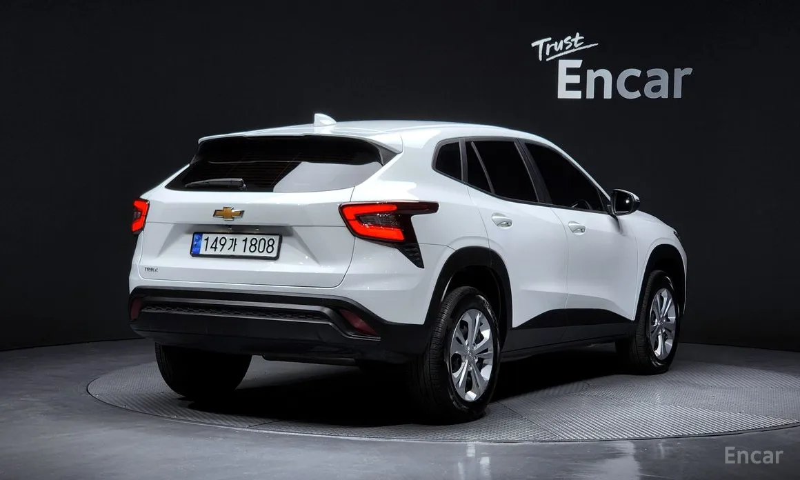 Фото 2 - Chevrolet Trax