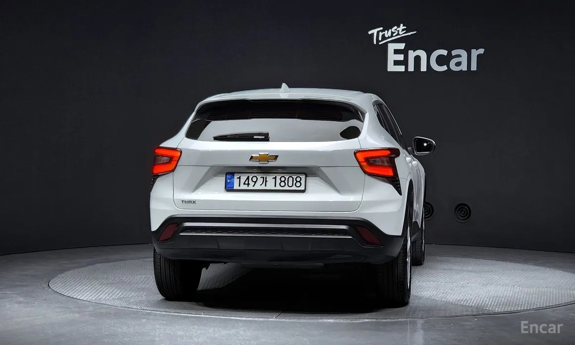 Фото 4 - Chevrolet Trax