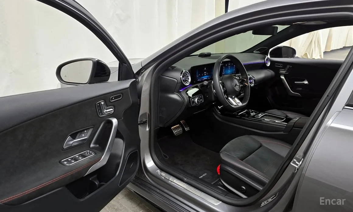 Фото 10 - Mercedes-Benz A-Class