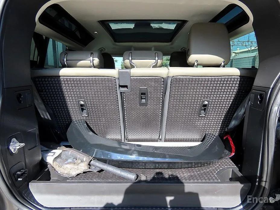 Фото 18 - Land Rover Defender