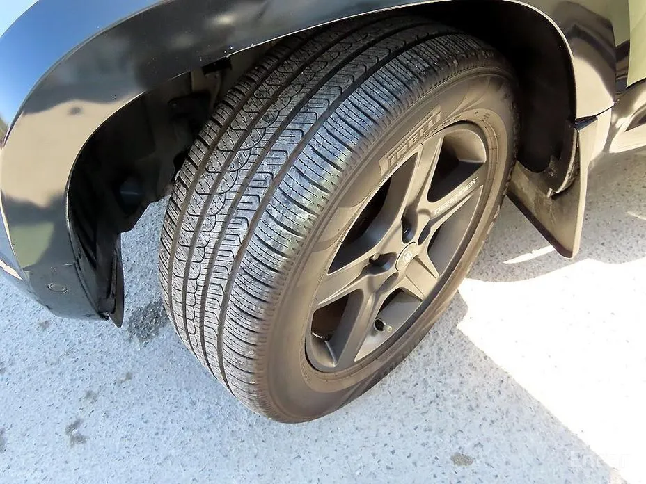 Фото 20 - Land Rover Defender