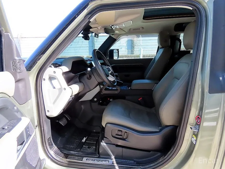 Фото 5 - Land Rover Defender