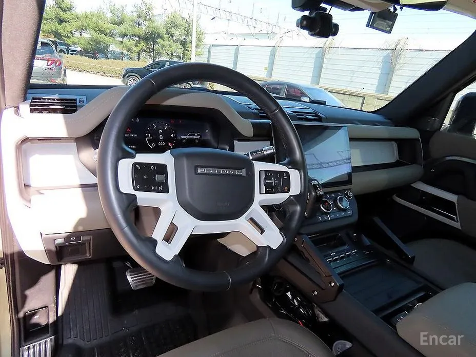 Фото 7 - Land Rover Defender