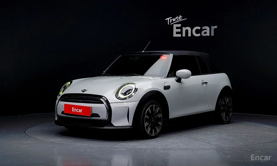 Фото 1 - Mini Cooper Convertible