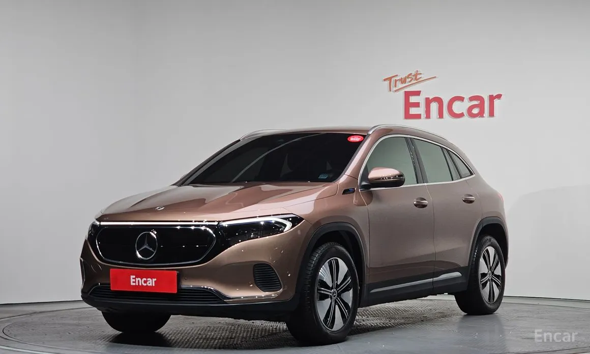 Фото 1 - Mercedes-Benz EQA