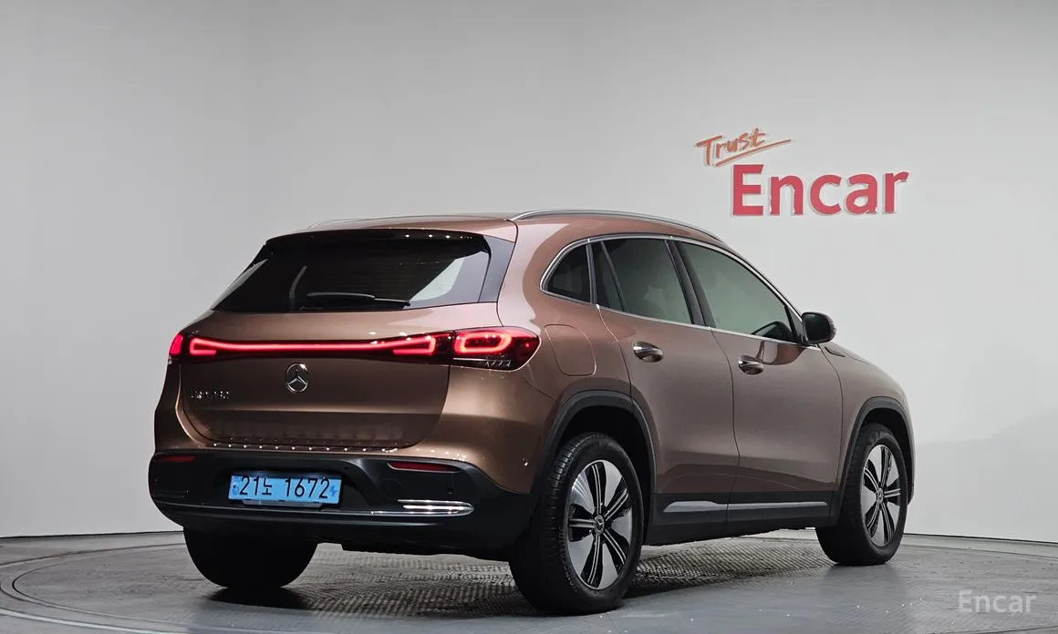 Фото 2 - Mercedes-Benz EQA