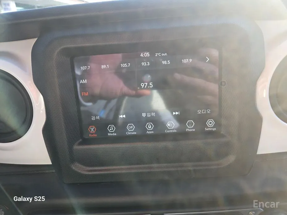 Фото 11 - Jeep Wrangler