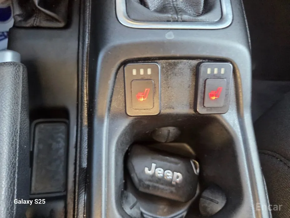 Фото 16 - Jeep Wrangler