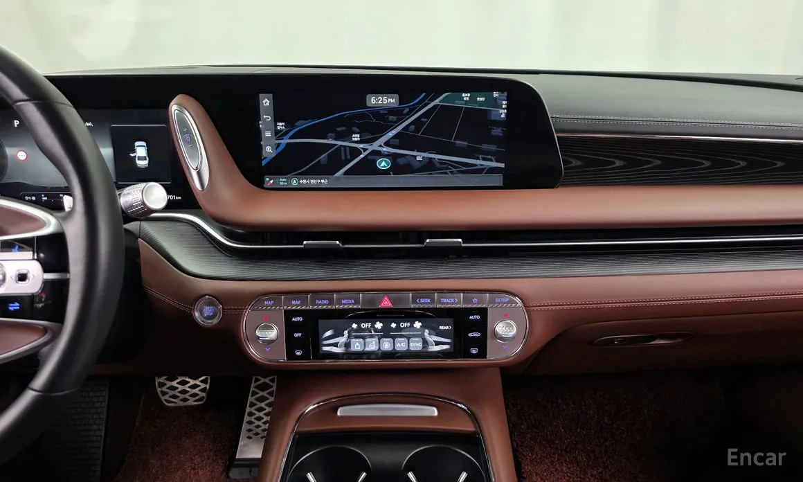 Фото 14 - Genesis G90