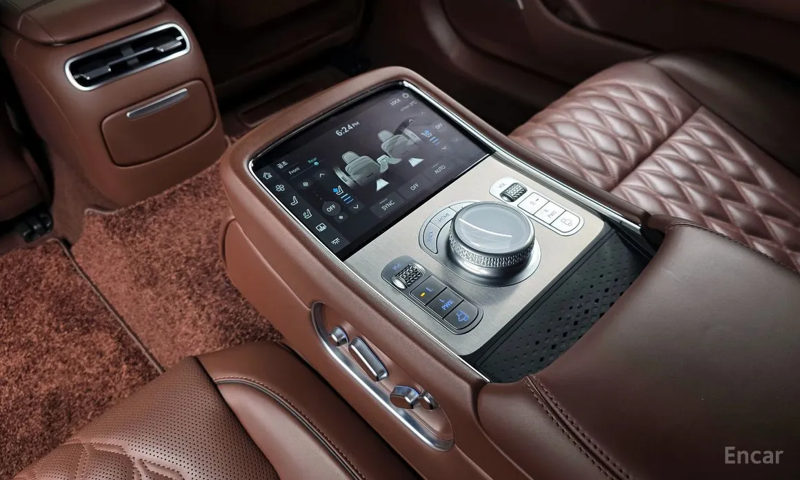 Фото 19 - Genesis G90