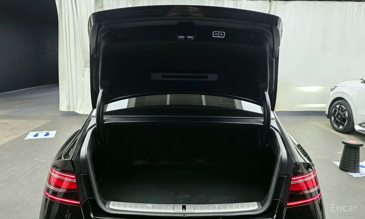 Фото 20 - Genesis G90