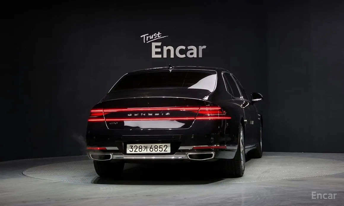 Фото 4 - Genesis G90