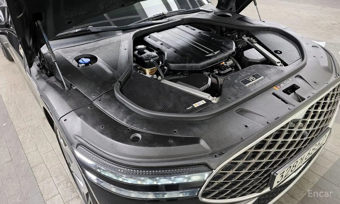 Фото 6 - Genesis G90