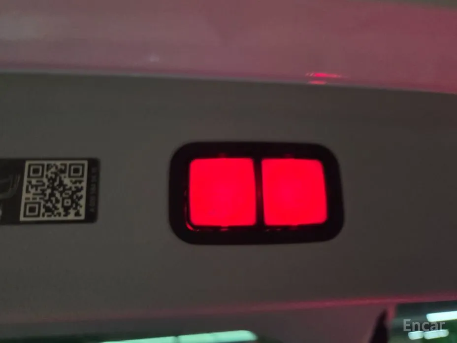 Фото 15 - Mercedes-Benz EQE