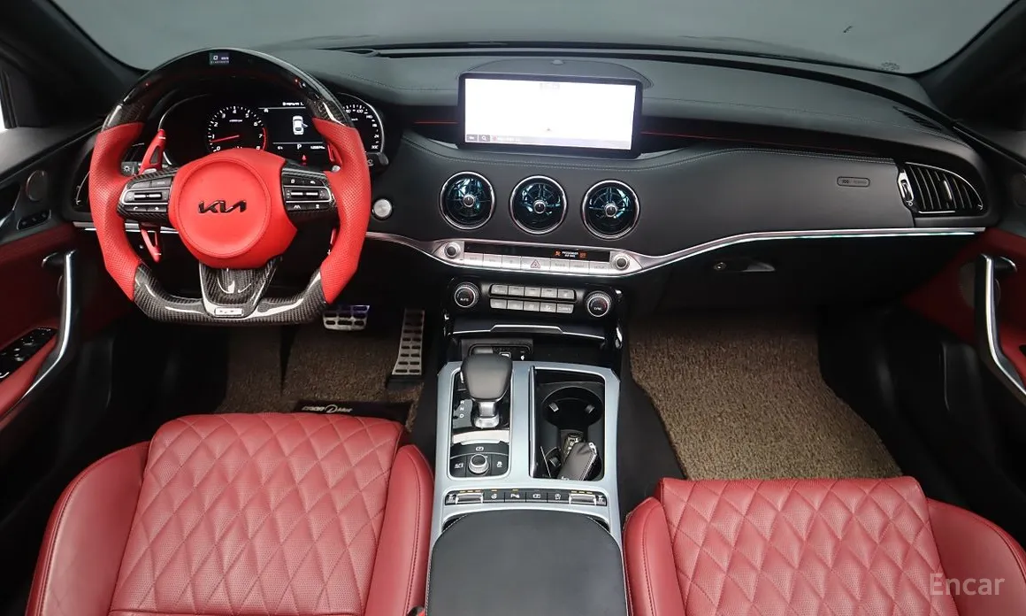 Фото 5 - Kia Stinger