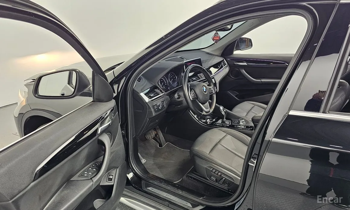 Фото 11 - BMW X1