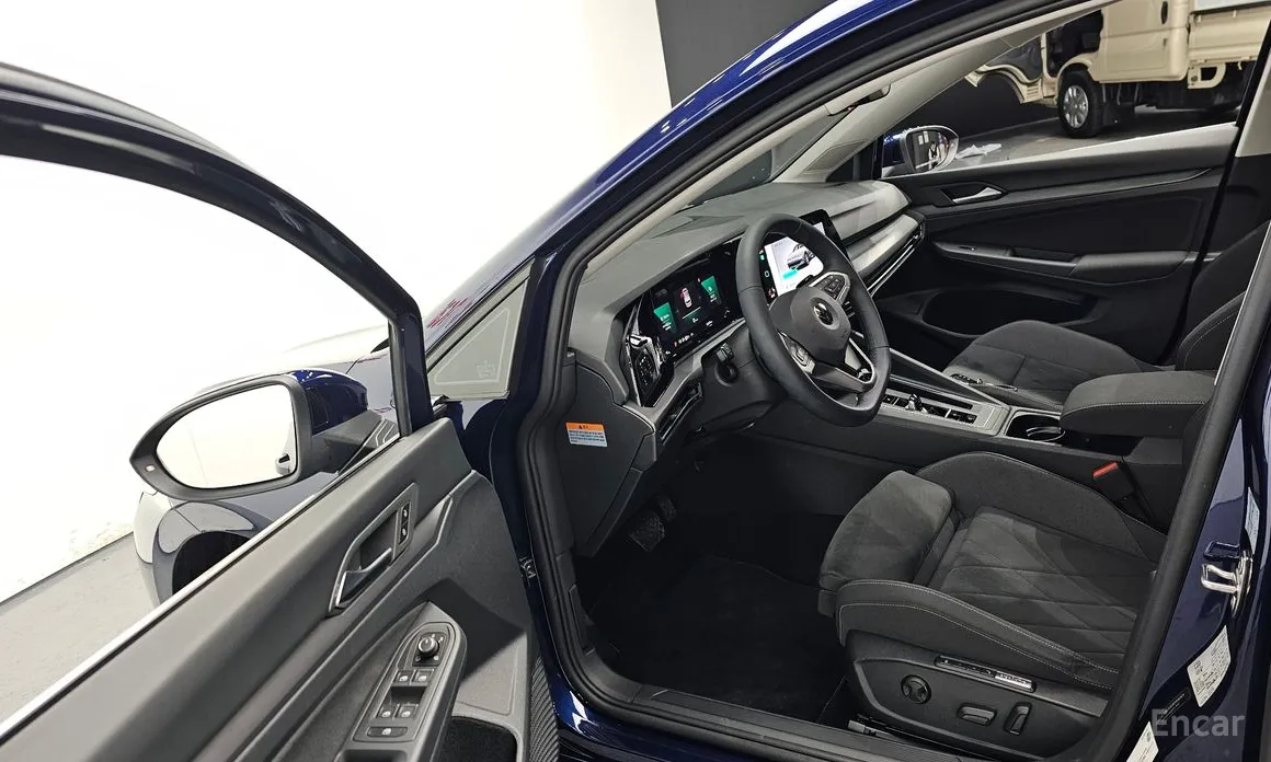 Фото 10 - Volkswagen Golf