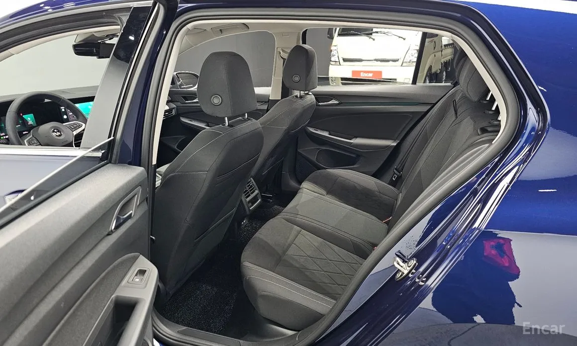 Фото 11 - Volkswagen Golf