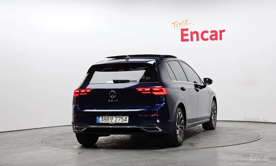 Фото 4 - Volkswagen Golf