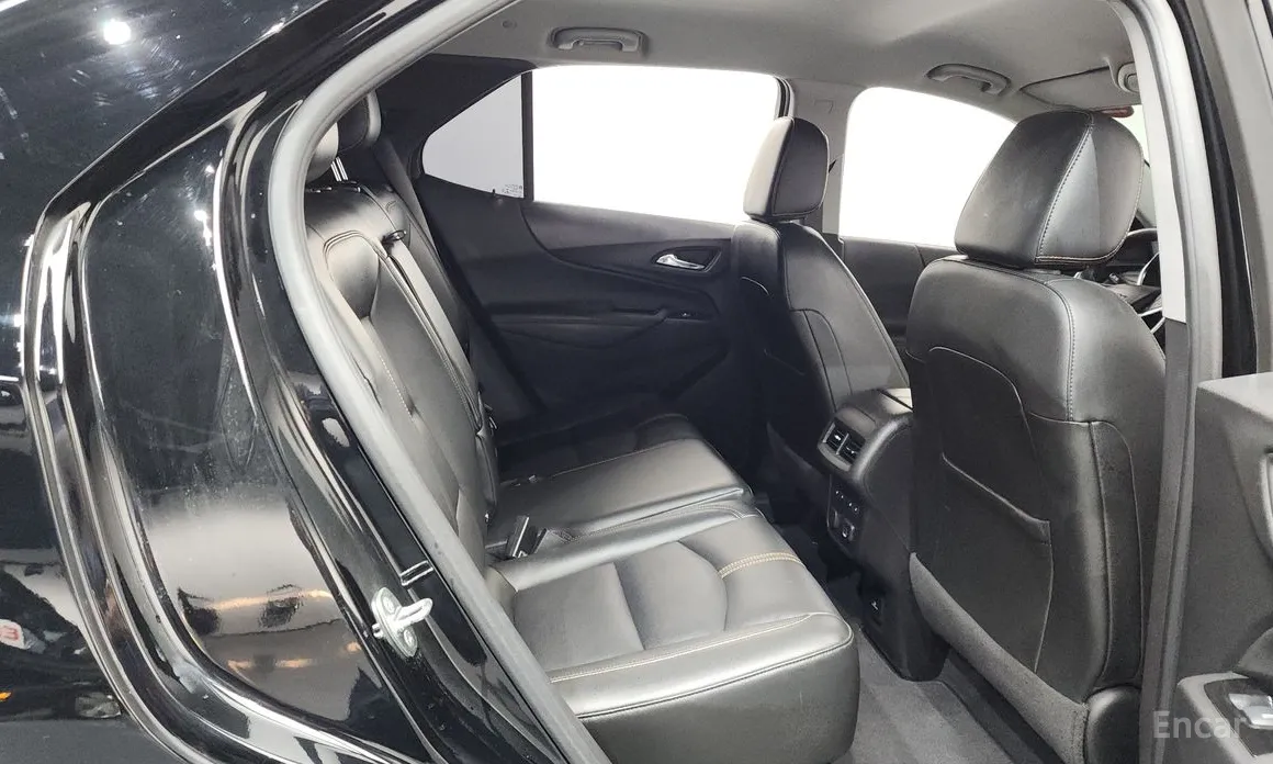 Фото 12 - Chevrolet Equinox