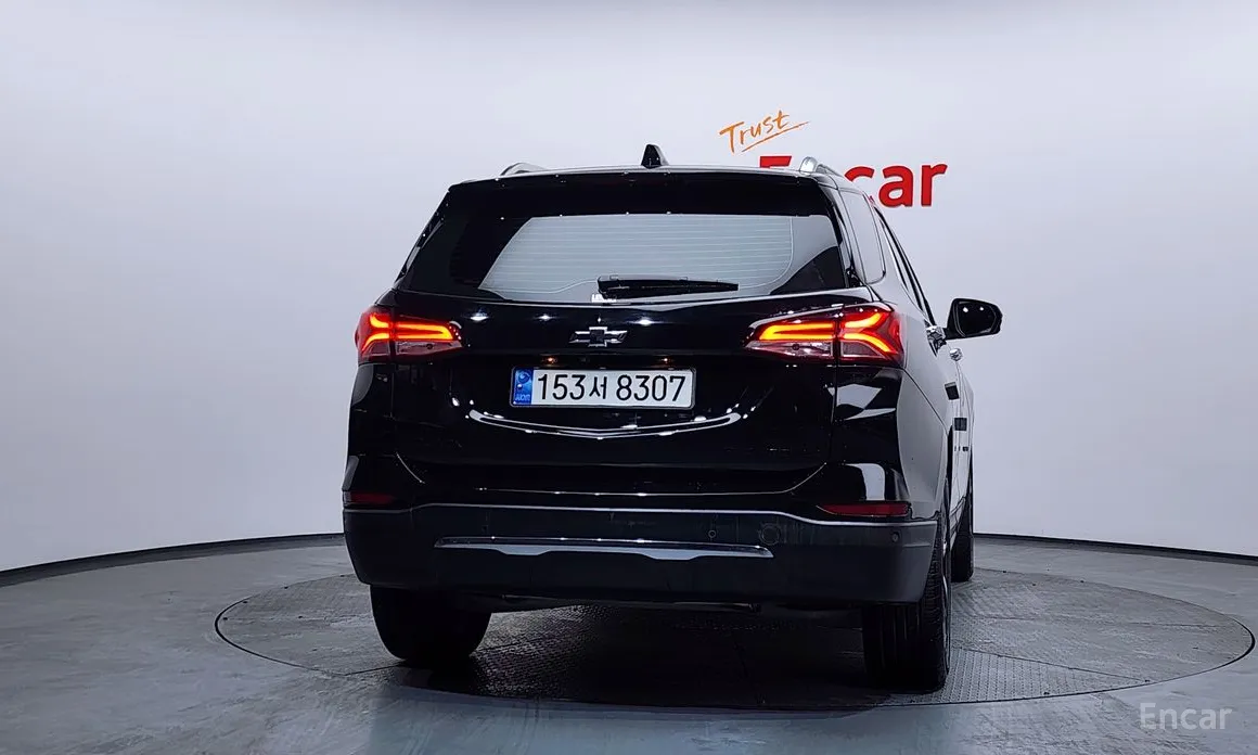 Фото 4 - Chevrolet Equinox