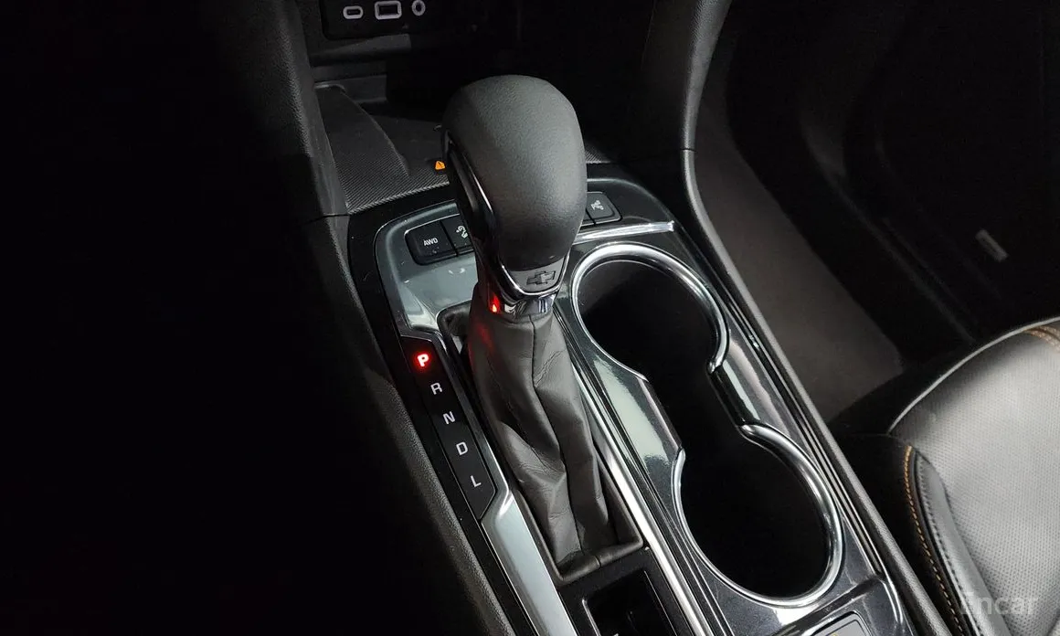 Фото 9 - Chevrolet Equinox