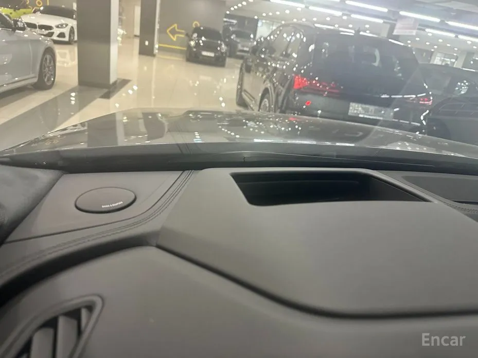 Фото 12 - Audi SQ7