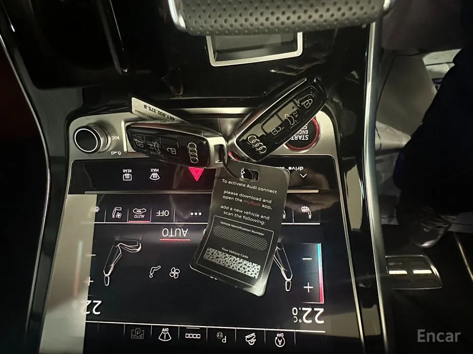 Фото 13 - Audi SQ7