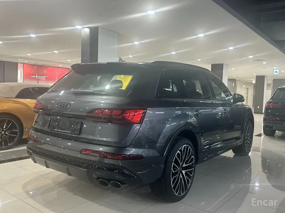Фото 2 - Audi SQ7