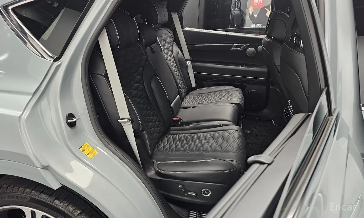 Фото 12 - Genesis GV80