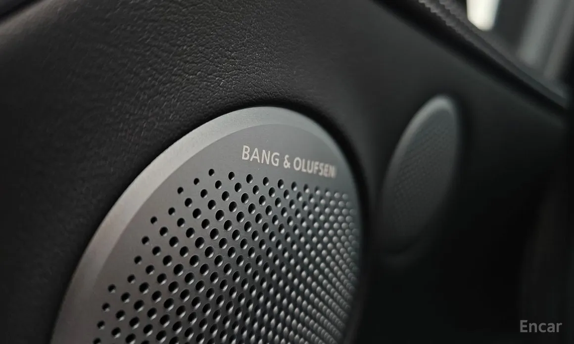 Фото 19 - Genesis GV80