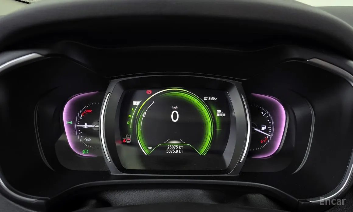 Фото 8 - Renault QM6