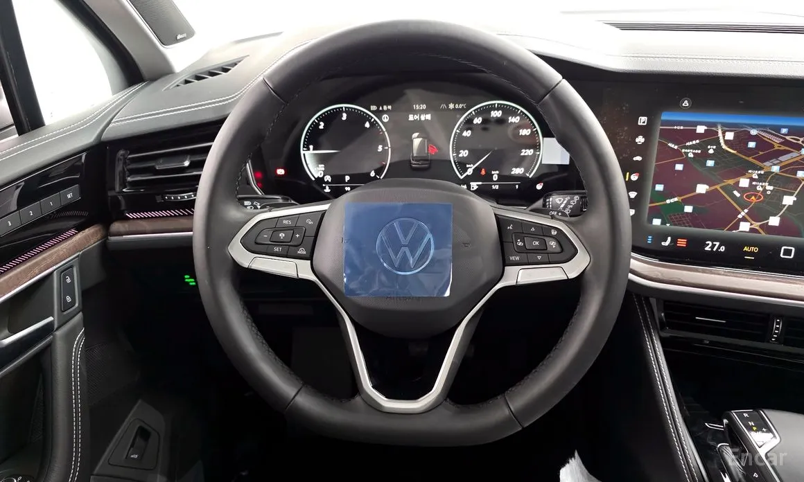 Фото 13 - Volkswagen Touareg