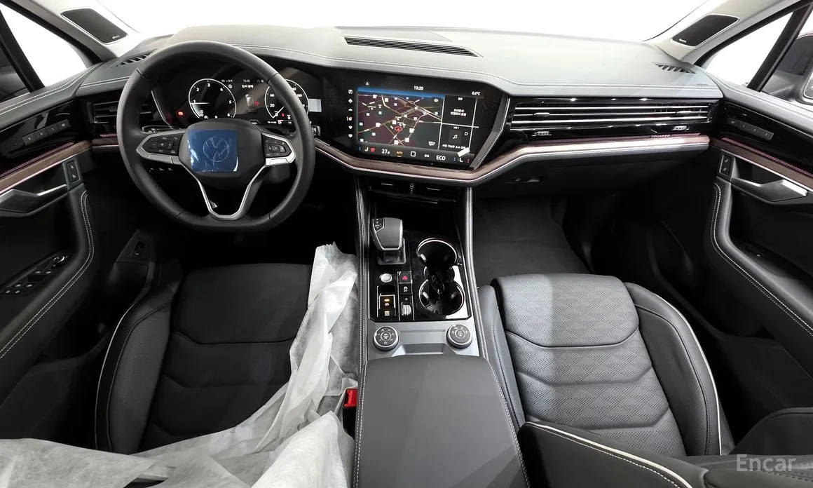 Фото 7 - Volkswagen Touareg