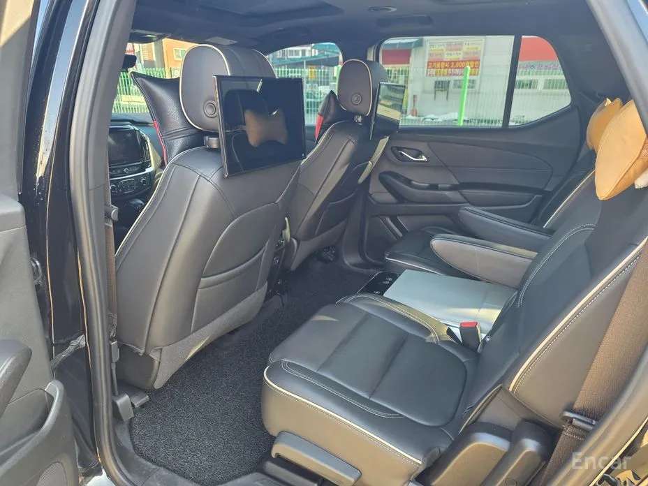 Фото 8 - Chevrolet Traverse