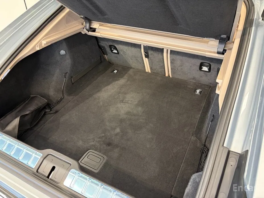 Фото 12 - Porsche Panamera