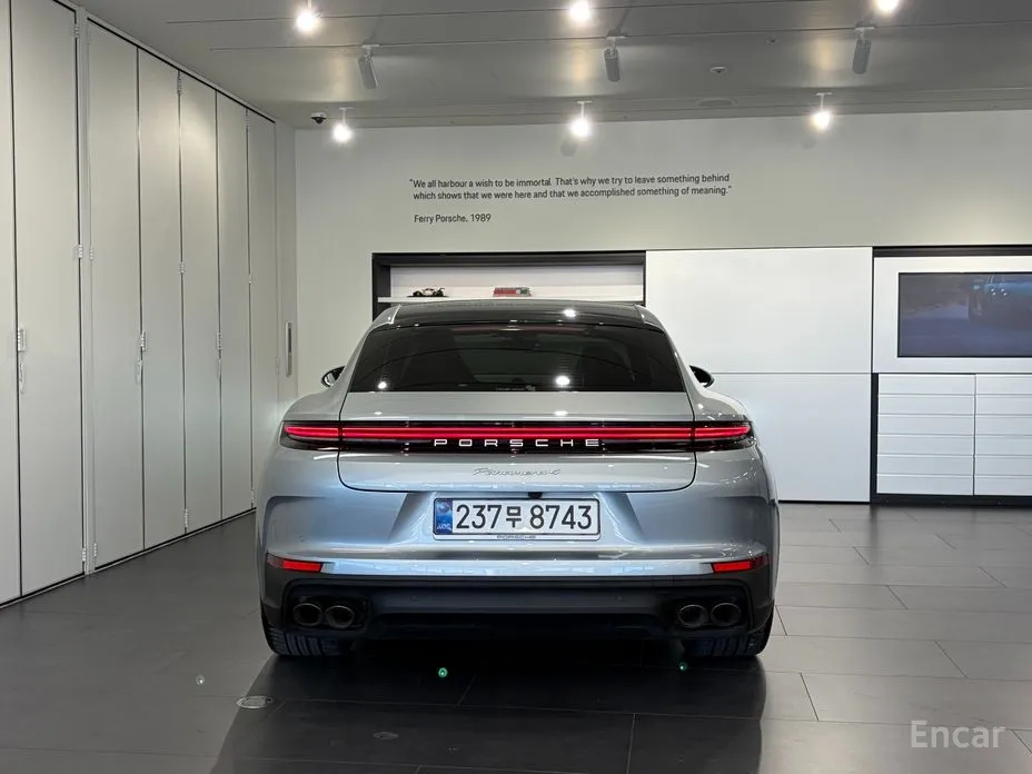 Фото 4 - Porsche Panamera