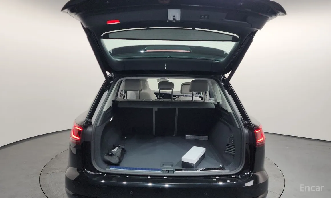 Фото 20 - Volkswagen Touareg