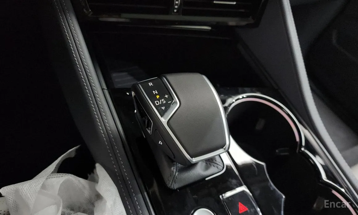 Фото 9 - Volkswagen Touareg