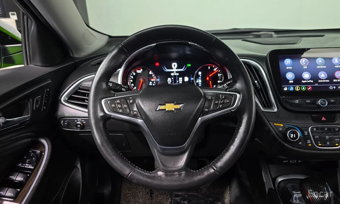 Фото 13 - Chevrolet Malibu