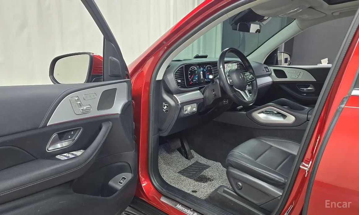 Фото 10 - Mercedes-Benz GLE-Class