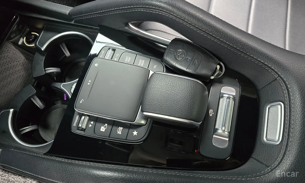 Фото 18 - Mercedes-Benz GLE-Class