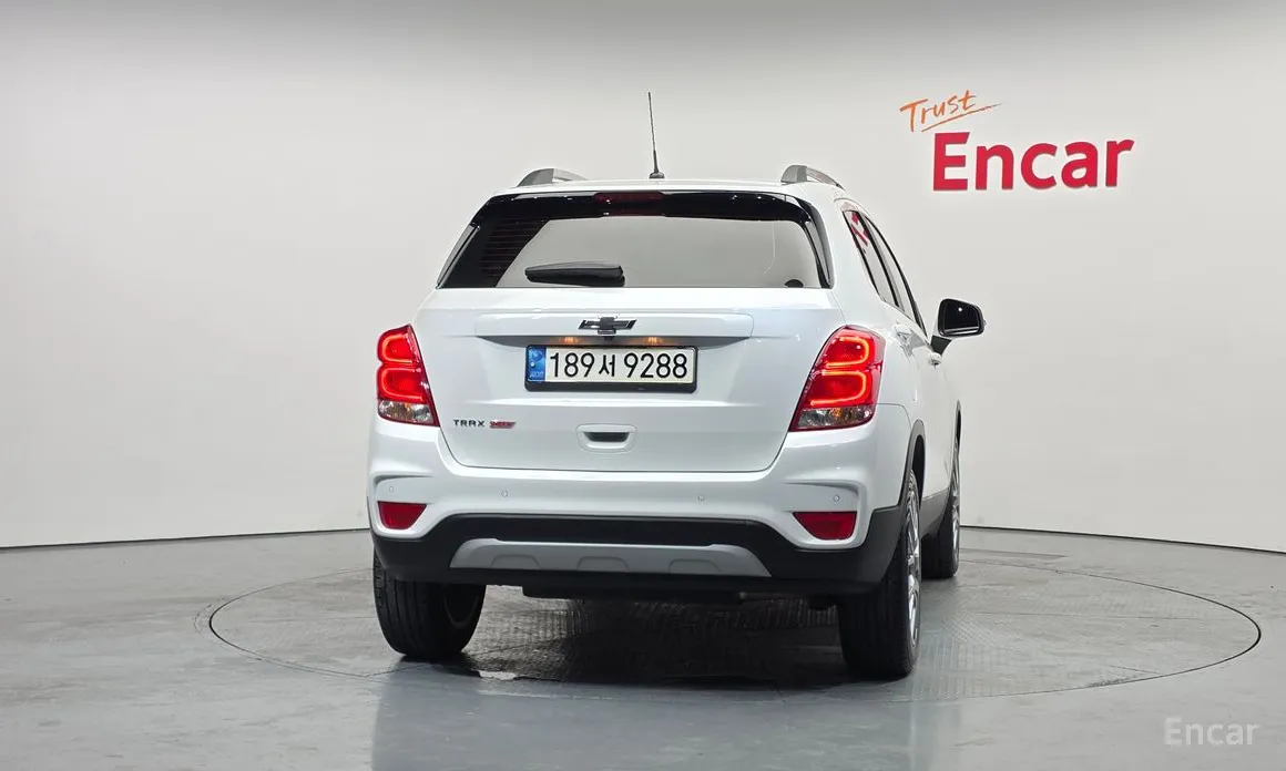 Фото 4 - Chevrolet Trax