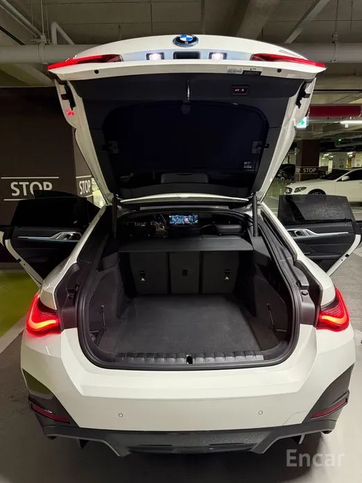 Фото 14 - BMW i4