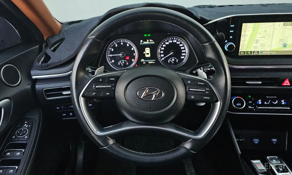 Фото 13 - Hyundai Sonata