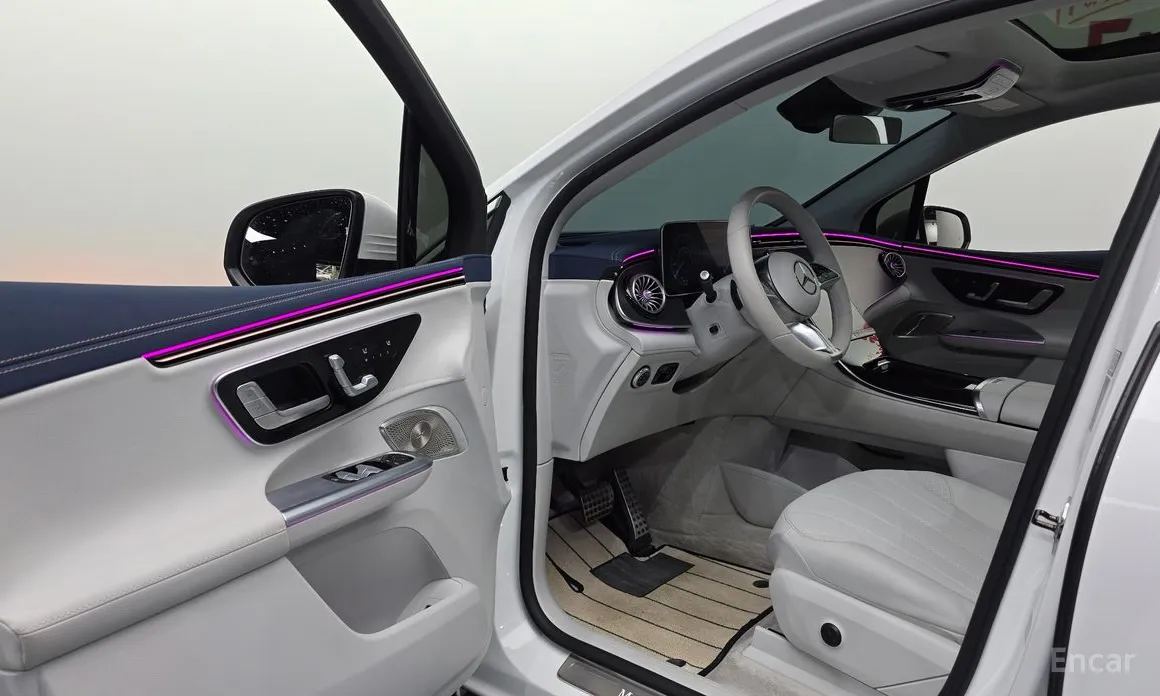 Фото 10 - Mercedes-Benz EQE