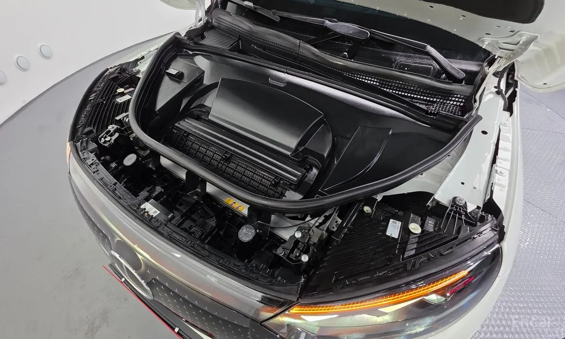 Фото 6 - Mercedes-Benz EQE