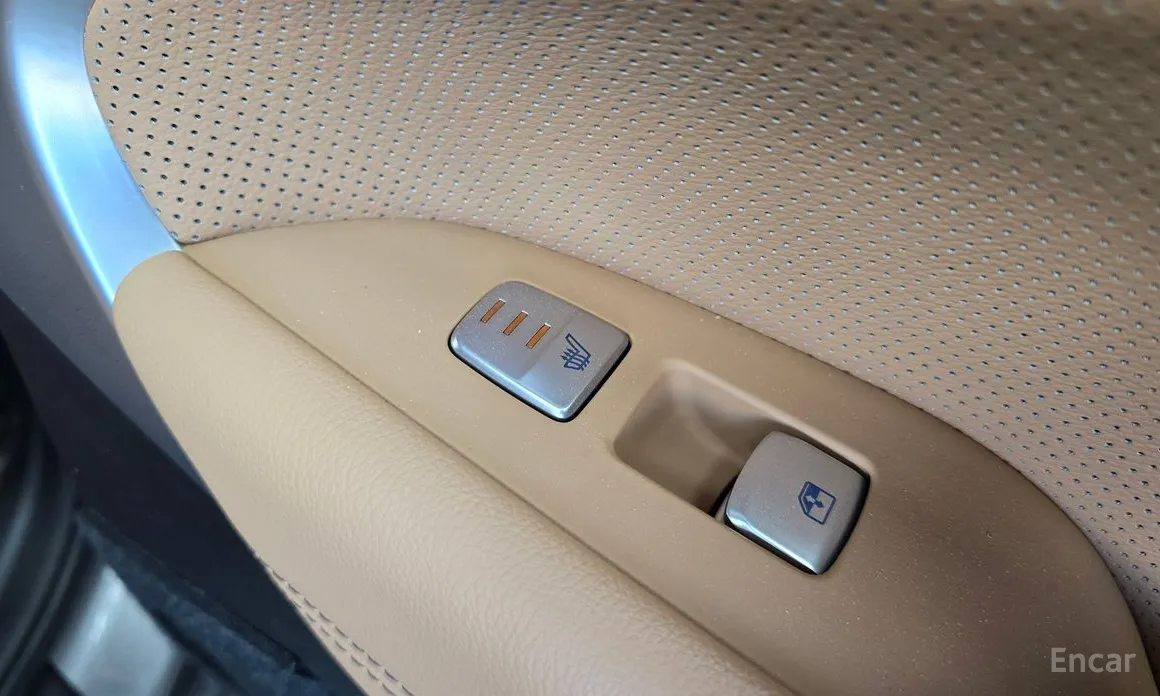 Genesis G70 2020 Gasoline 2.0T 2WD